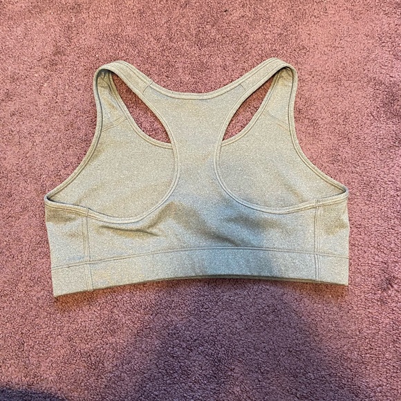 EUC Nike Pro sports bra. Size L - Picture 2 of 3